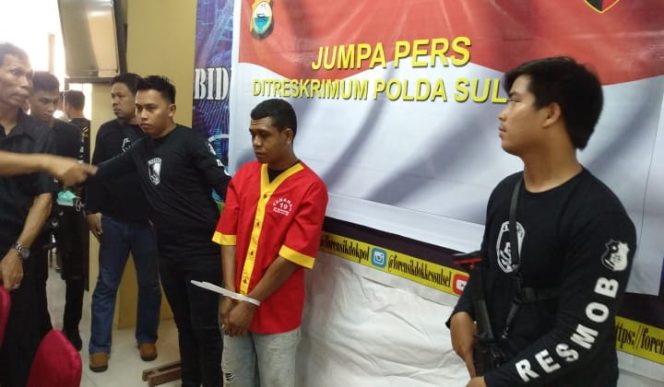 					RM Pelaku pembunuhan yang membuang jenazah korbannya di pinggiran sungai Jeneberang Barombong. (BERITA.NEWS/Abdul Kadir).