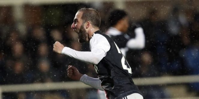					Gonzalo Higuain merayakan golnya ke gawang Atalanta (AP Photo)