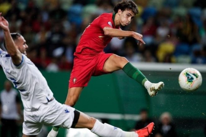 					Joao Felix mulai diandalkan di lini serang Timnas Portugal (Foto: UEFA)