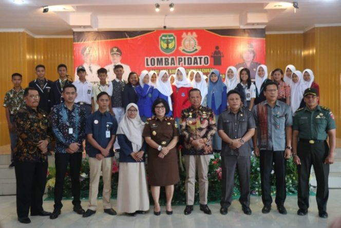 					Peringatan Hari Anti Korupsi Internasional (HAKI) di Kabupaten Luwu melibatkan 46 siswa SMA dan SMK untuk beradu gagasan melalui lomba pidato anti korupsi.