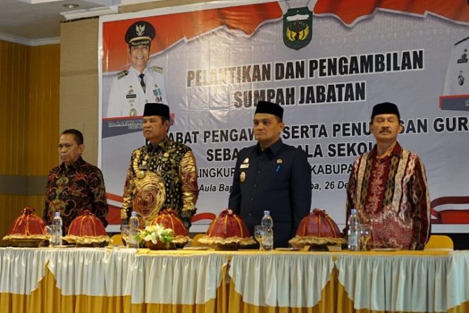 					118 Kepsek & Pengawas Dilantik, Bupati Luwu Tegaskan Bangun Harmonisasi