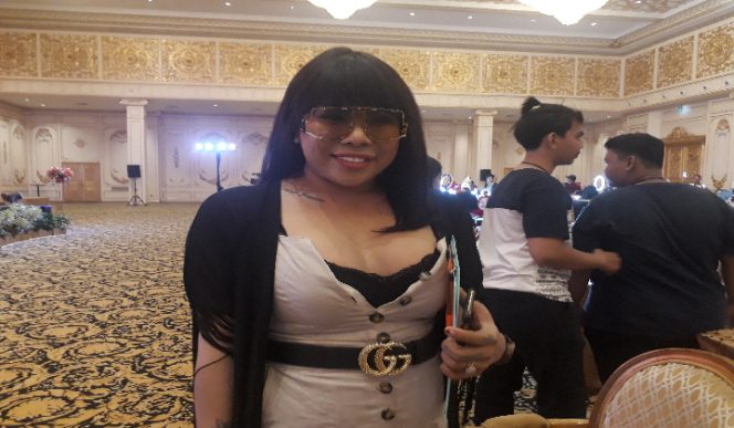 					Make Up Artis asal Kabupaten Sidrap, Niars Makeup saat jadi Juri di Ibex Make Up Competition 2019 di Myko Hotel, Sabtu (7/12/19).