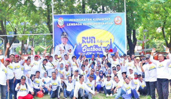 					Run Makassar Outbound di Lapangan Karebosi. (BERITA.NEWS/Ratih Sardianti Rosi). 