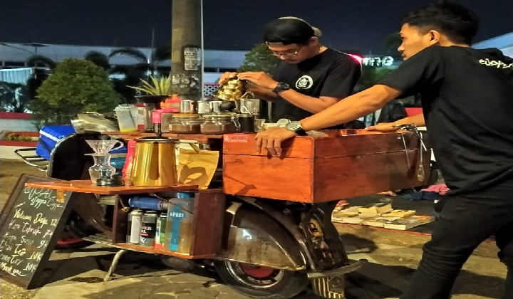 Lapak kopi vespa. (BERITA.NEWS/Ratih Sardianti Rosi).