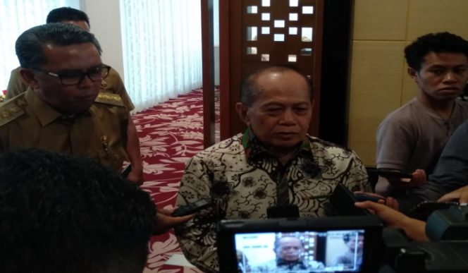 					Gubernur Sulsel Nurdin Abdullah dan Wakil DPR RI Syarif Hasan. (BERITA.NEWS/Andi Khaerul). 