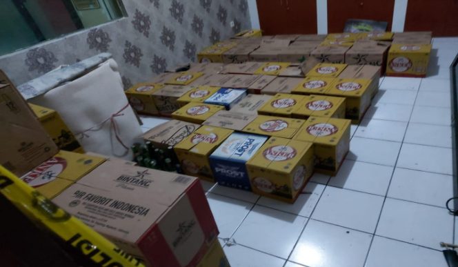 					Barang bukti Miras yang diamankan Polsek Panakkukang. 