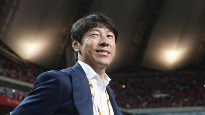 					Shin Tae-yong resmi menjadi pelatih Timnas Indonesia (Foto: Chung Sung-Jun/Getty Images)