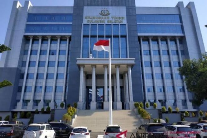 					Kejati Didesak Usut Dugaan Kongkalikong Proyek Pemkab Lutim dan PT Tri Star Mandiri