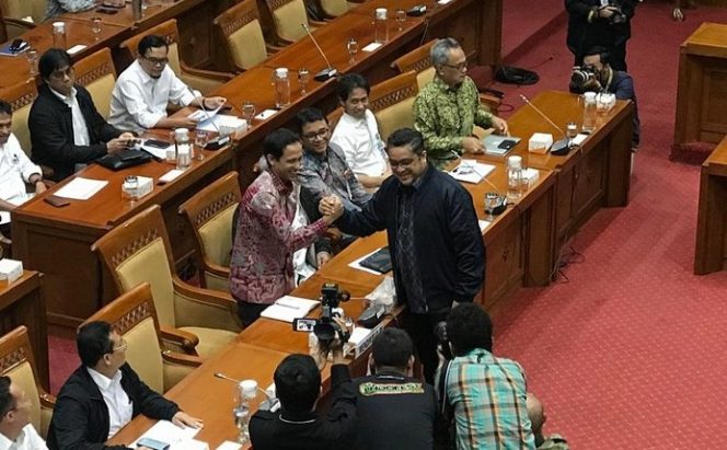 					Rapat kerja Mendikbud Nadiem Makarim dengan Komisi X DPR. (Mochammad Zhacky/detikcom)
