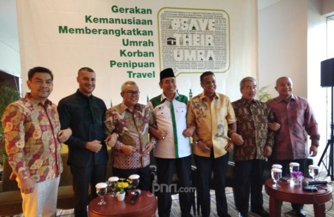 					Tujuh inisiator #savetheirumra akan memberangkatkan jemaah korban penipuan First Travel. (Mesya/JPNN.com)