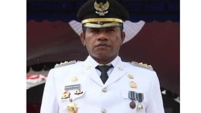 					Bupati Boven Digoel, Papua, Benediktus Tambonop (Foto: Istimewa/detikcom)