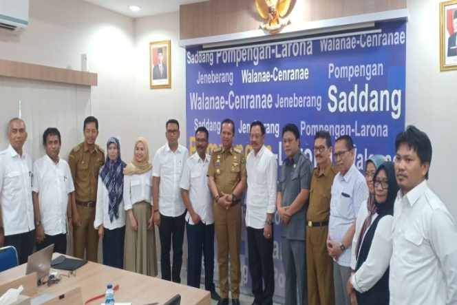 					Bupati Luwu dan Ketua DPRD Konsultasi Pembangunan Bendungan Radda di BBWS