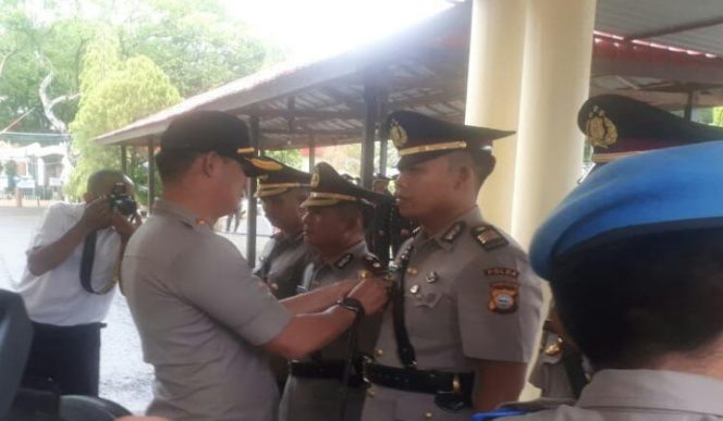 					Upacara serah terima jabatan di halaman Mapolres Jeneponto. (BERITA.NEWS/Muh Ilham). 