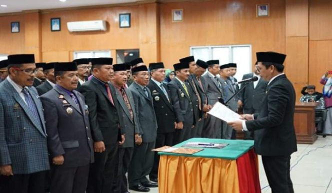 					Tommy Satria melantik pejabat Eselon II Dan III dilingkup Pemkab Bulukumba. (BERITA.NEWS/IL) 