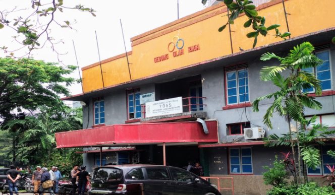 					Kantor YOSS di Stadion Mattoanging. (BERITA.NEWS/Andi Khaerul).  