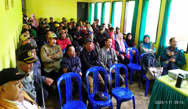 Pengarahan Para Pakar Pertanian dihadapan Puluhan Petani di Tombolopao. (FOTO: BERITA.NEWS/Putri)