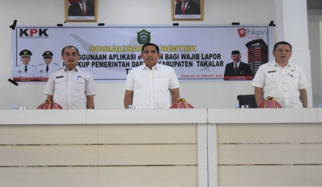 					Rapat Sosialosasi Tata cara Melaporkan e-LHKPN diruang Pola Kantor Bupati Takalar. (BERITA.NEWS/Sahabuddin Jaya).  