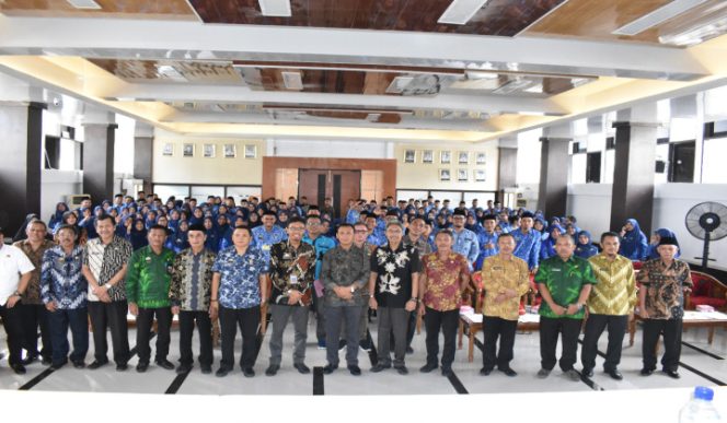 					Syamsari Kitta Buka Pelatihan Dasar & Diklat Prajabat CPNS Honorer K2 Dan CPNS Golongan III.. (BERITA.NEWS/Sahabuddin Jaya). 