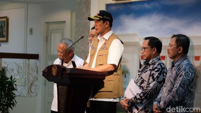 					Foto: Kepala BNPB Doni Monardo usai ratas soal banjir yang tanpa melibatkan Anies (Andhika/detikcom)