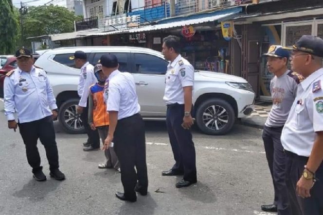 					Dishub Parepare Pantau Perparkiran dan Pembinaan Jukir