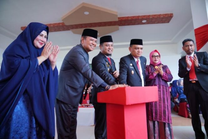 					Wagub Sulsel Andi Sudirman Sulaiman saat hadiri HUT Kota Belopa.