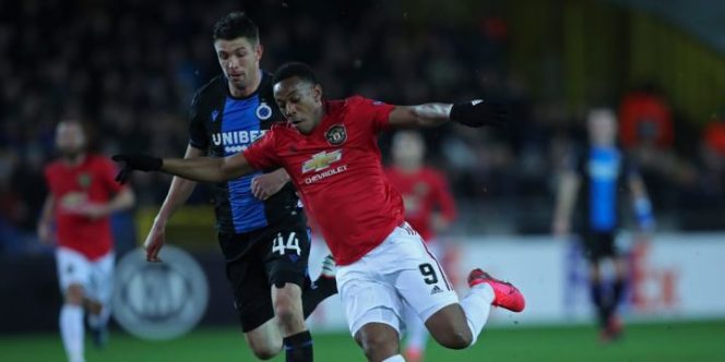 					Club Brugge dan Manchester United bermain imbang 1-1, Jumat (21/2/2020). (AP Photo)