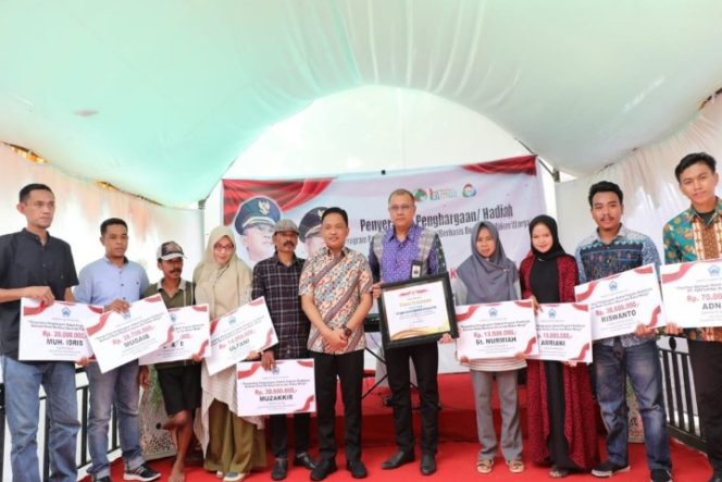 					Bantaeng Salurkan Rp1,5 Miliar Bantuan Modal Usaha di Dusun