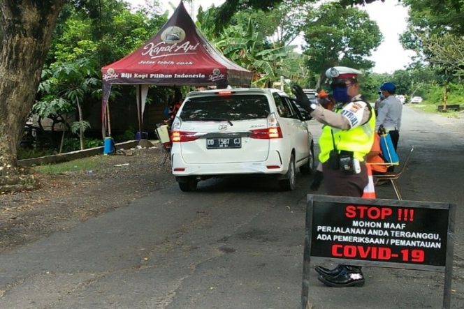 					Aktif 24 jam Setiap Hari, Mengadang Covid-19 di Perbatasan