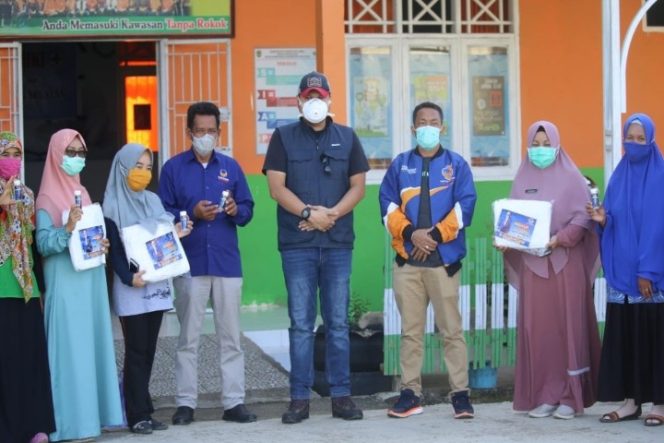 					Politisi NasDem Sambangi Puskesmas di Dapil 2 Luwu, ini yang Dibagikan