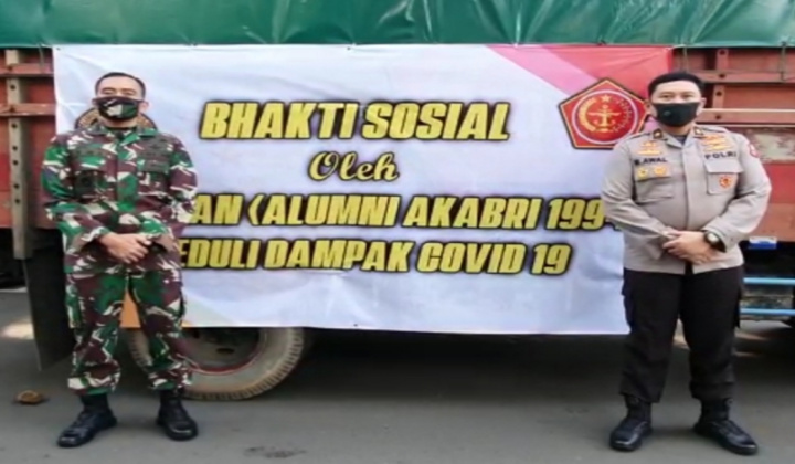 Penyaluran ribuan paket sembako di beberapa daerah dan provinsi oleh Palagan Akabri 94. (Foto: Ist).