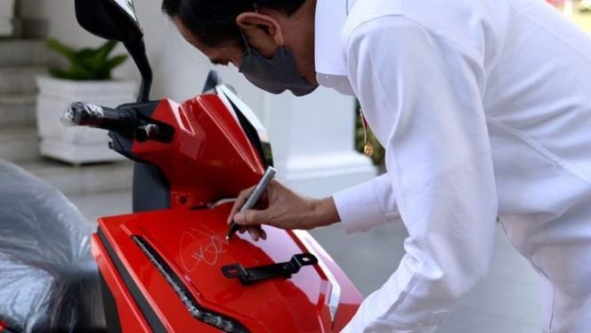 					Motor listrik Gesits milik Presiden Joko Widodo Foto: pool