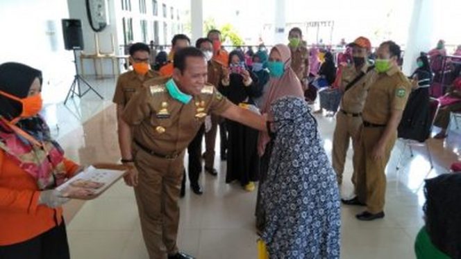 					Program Bantuan Sosial Tunai Kemensos Tersalur di Luwu