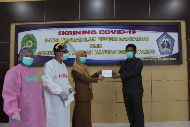 					Tim Gugus Bantaeng Massifkan Skrining Covid-19