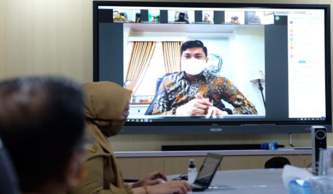 					Adnan Serukan Warga Gunakan Masker Demi Cegah Penularan Covid-19