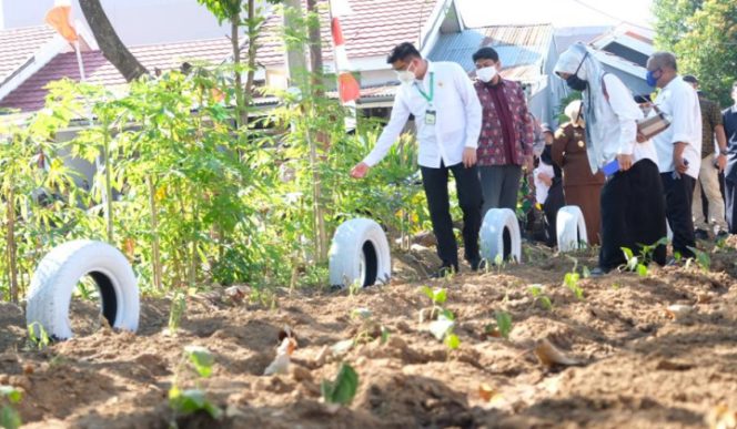 					Bupati Gowa Apresiasi Kampung Rewako