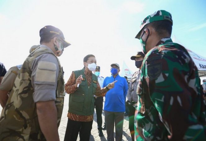 					Pj Wali Kota Baru Pimpin Apel Gabungan 3000 Pasukan Disinfektan Massal