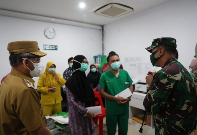 					Pangdam dan Pj Wali Kota Makassar Pantau Penanganan Covid-19 di RSUD Daya