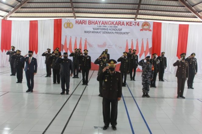 					Jajaran Kepolisian Resor Bulukumba Ikuti Upacara HUT Bhayangkara ke-74 Secara Virtual