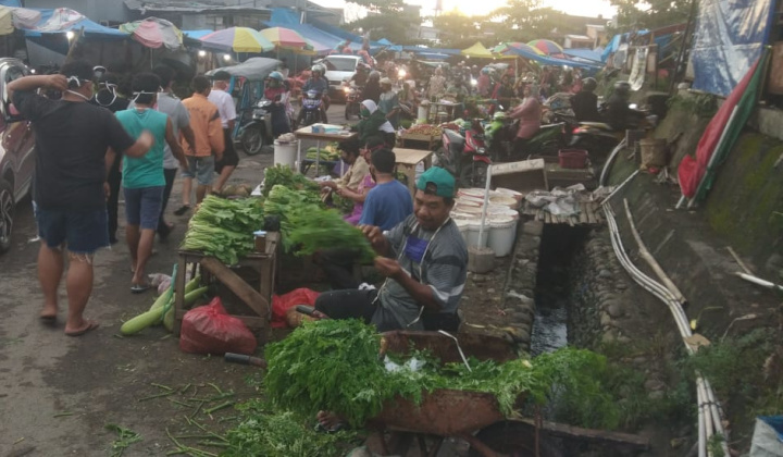 Suasana pasar Minasa Maupa, kabupaten Gowa. (Foto: berita.news/Putri).