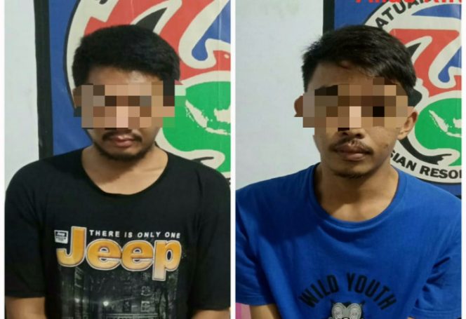 					Kedua mahasiswa yang diamankan Unit Drugs Hunter Polres Takalar. 