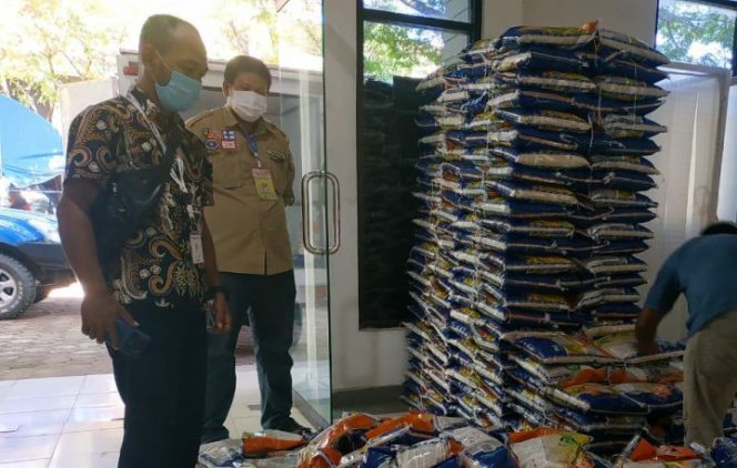 					Pemkab Gowa Terima 15 Ton Beras dari NRA Group