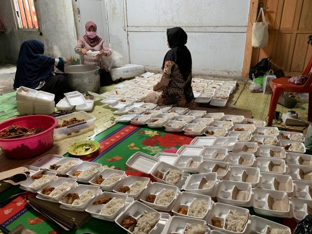 Dapur umum Kecamatan Sombaopu. (Foto: berita.news/Putri)