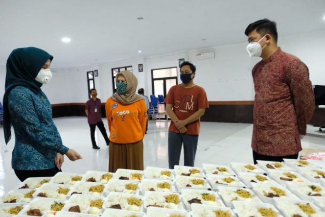 					Bupati Gowa Tinjau Dapur Umum Kecamatan Pallangga