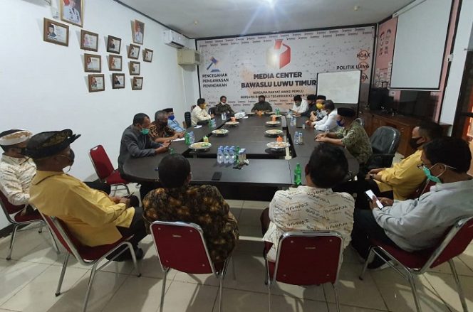 					Ciptakan Pilkada Sejuk, Bawaslu Luwu Timur Rangkul Tokoh Agama