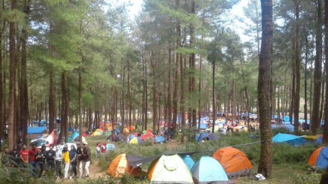 					15 Ribu Pendaki Upacara HUT RI di Gunung Bawakaraeng