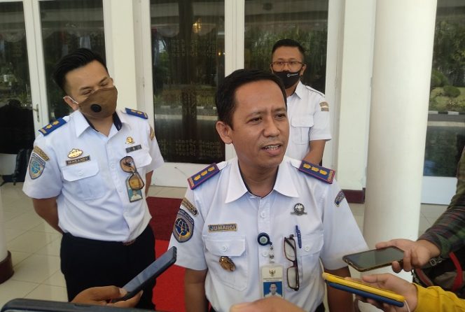 					Kepala Balai Perkeretaapian Wilayah Jawa bagian Timur Jumardi.