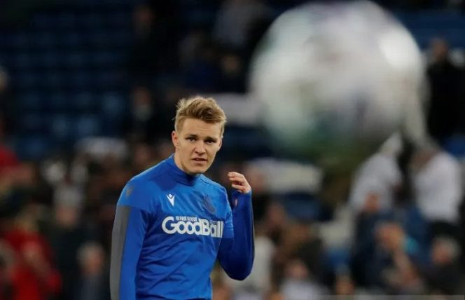 					Pemain Real Sociedad pinjaman dari Real Madrid Martin Odegaard. (REUTERS/SUSANA VERA)