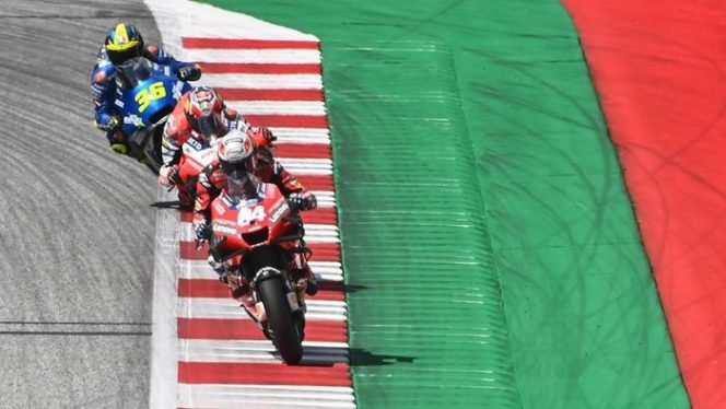 					Andrea Dovizioso menjuarai MotoGP Austria 2020. (Foto: AFP/JOE KLAMAR)
