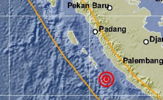 					Peta kejadian gempa bumi magnitudo 5,7 di Bengkulu pada Sabtu (22/8/2020) (ANTARA/HO.BMKG)