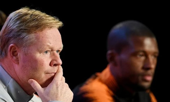 					Ronald Koeman (kiri). (ANTARA/REUTERS/Toussant Kluiters)